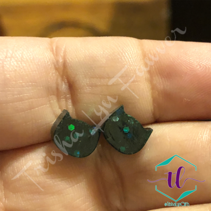 Resin Kitty Earrings in Green Glitter